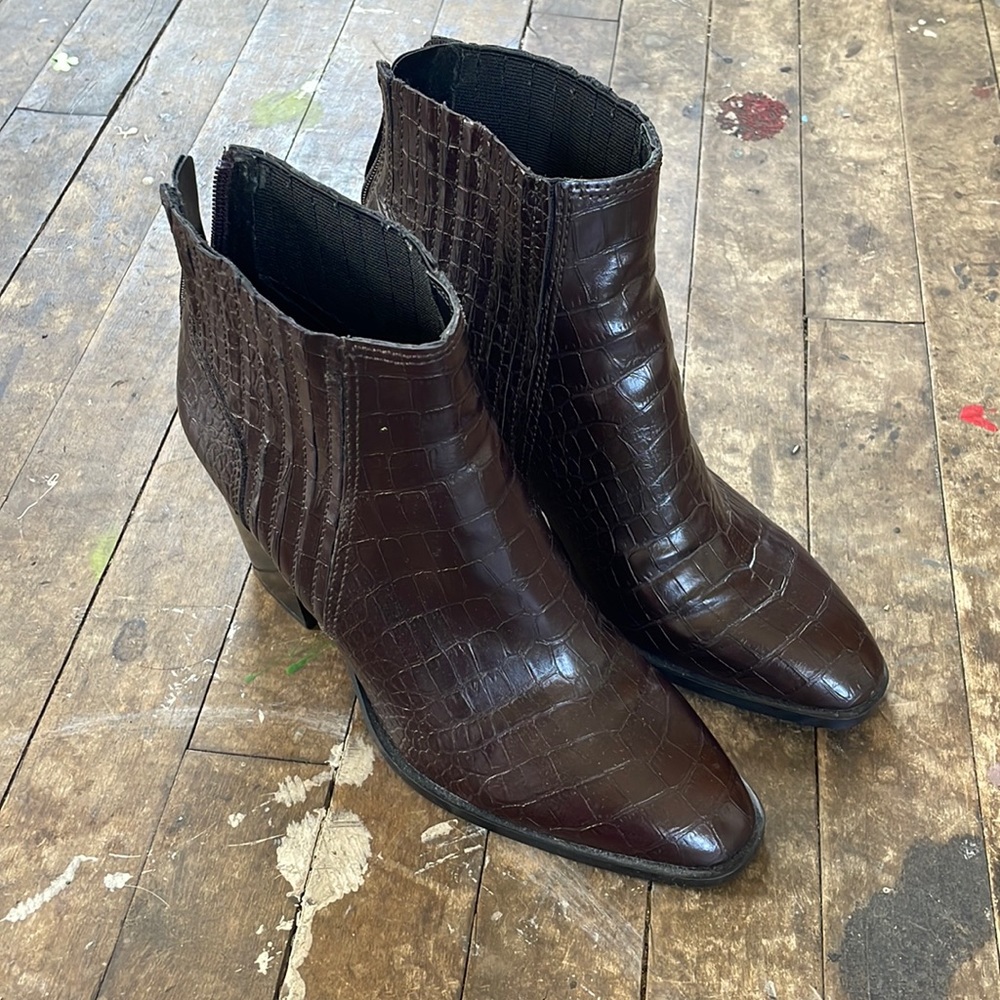 Zara snakeskin pattern cowboy boots